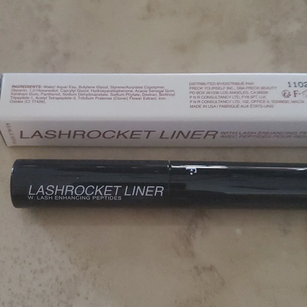 lashrocket liner brand new
